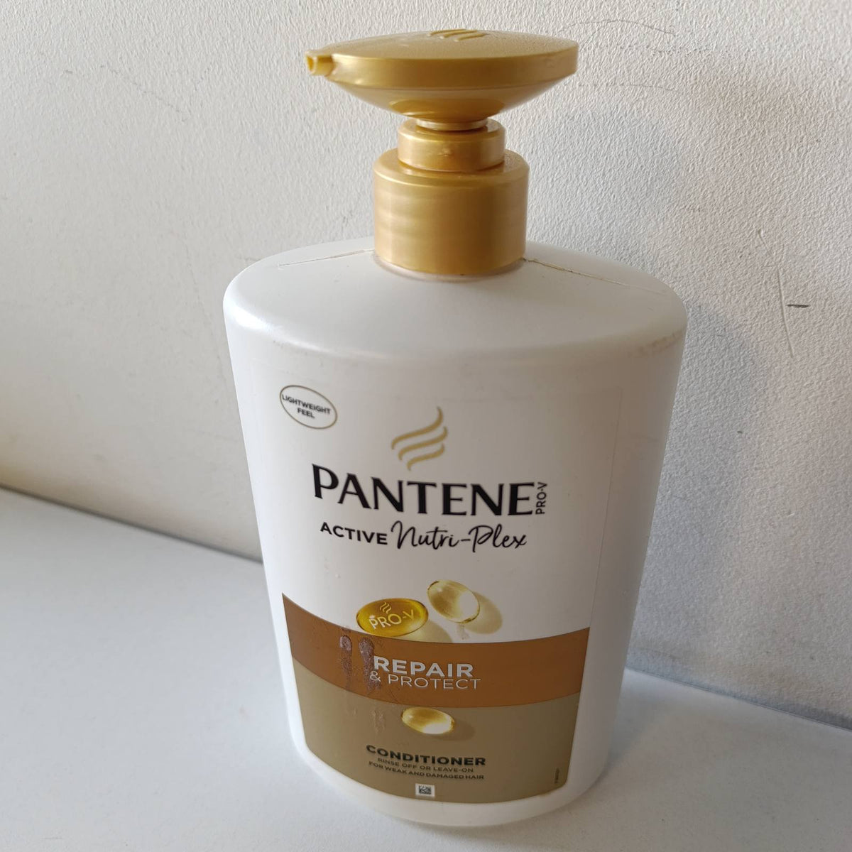 317478 - PANTENE PRO-V Balsam Riparues & Mbrojtës 1000ml me Pompë për Flokë të Brishtë dhe të Dëmtuar, Kompleks Pro-Vitamine B5