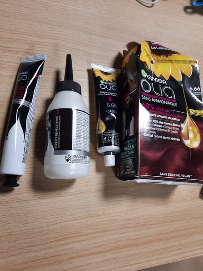 318475 - GARNIER Ngjyrë e Përhershme për Flokë, Pa Amoniak, me Vajra Natyralë, Karmin Rrezatues (6.66)