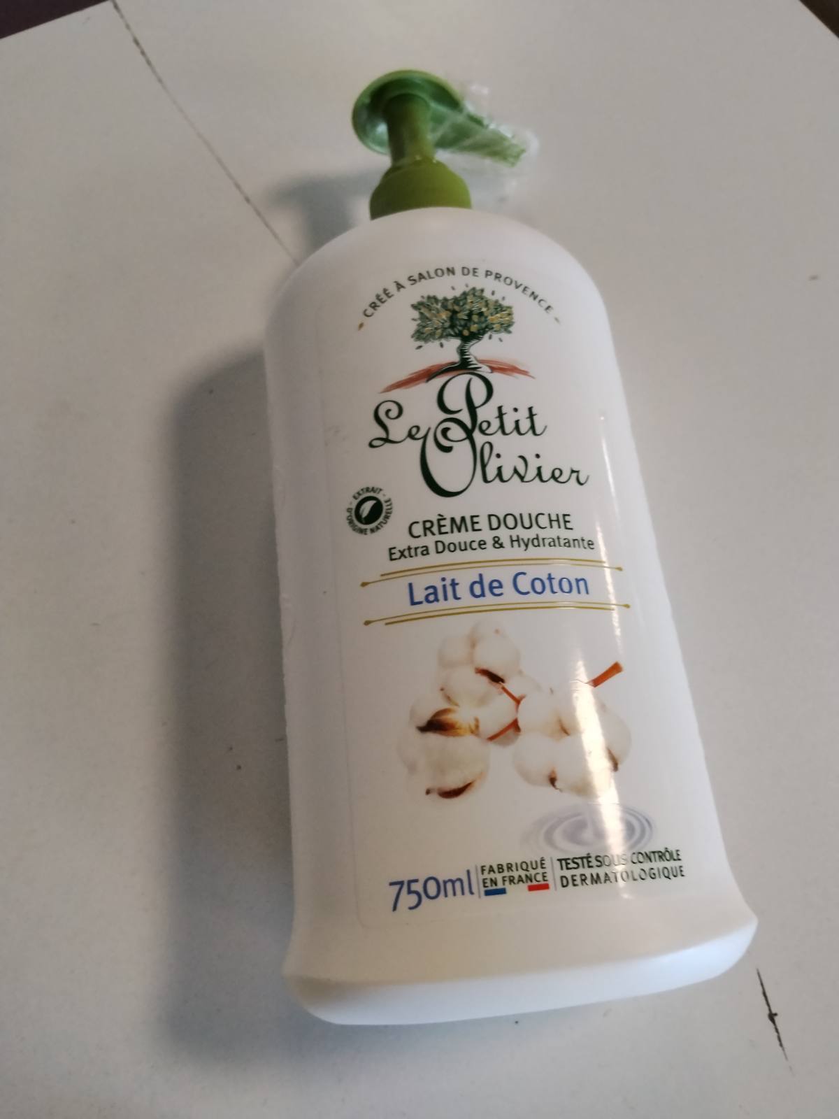 319022 - LE PETIT OLIVIER - Krem Dushi Ekstra i Butë dhe Hidratues - Qumësht Pambuku - pH Neutral për Lëkurën - Pa Sapun, Pa Ngjyrues - 750 ml