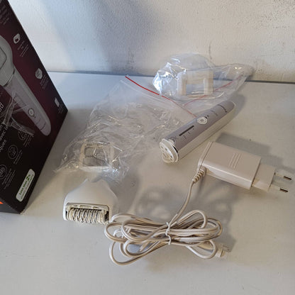 274959 - PANASONIC ES-EY30-V503 Epilator i lagësht dhe i thatë, disk i dyfishtë me 60 piskatore, kokë fleksibile 90°, 3 shpejtësi, dritë LED, jetëgjatësi baterie 30 minuta, pa tel, vjollcë