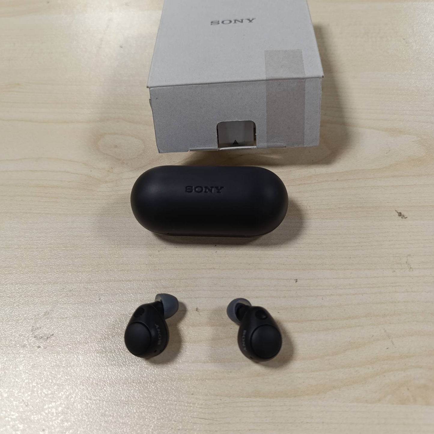 272800 - SONY WF-C700N – Kufje pa tel Bluetooth me anulim zhurme, IPX4, deri në 20 orë jetëgjatësi baterie, karikim i shpejtë, iOS dhe Android, të zeza