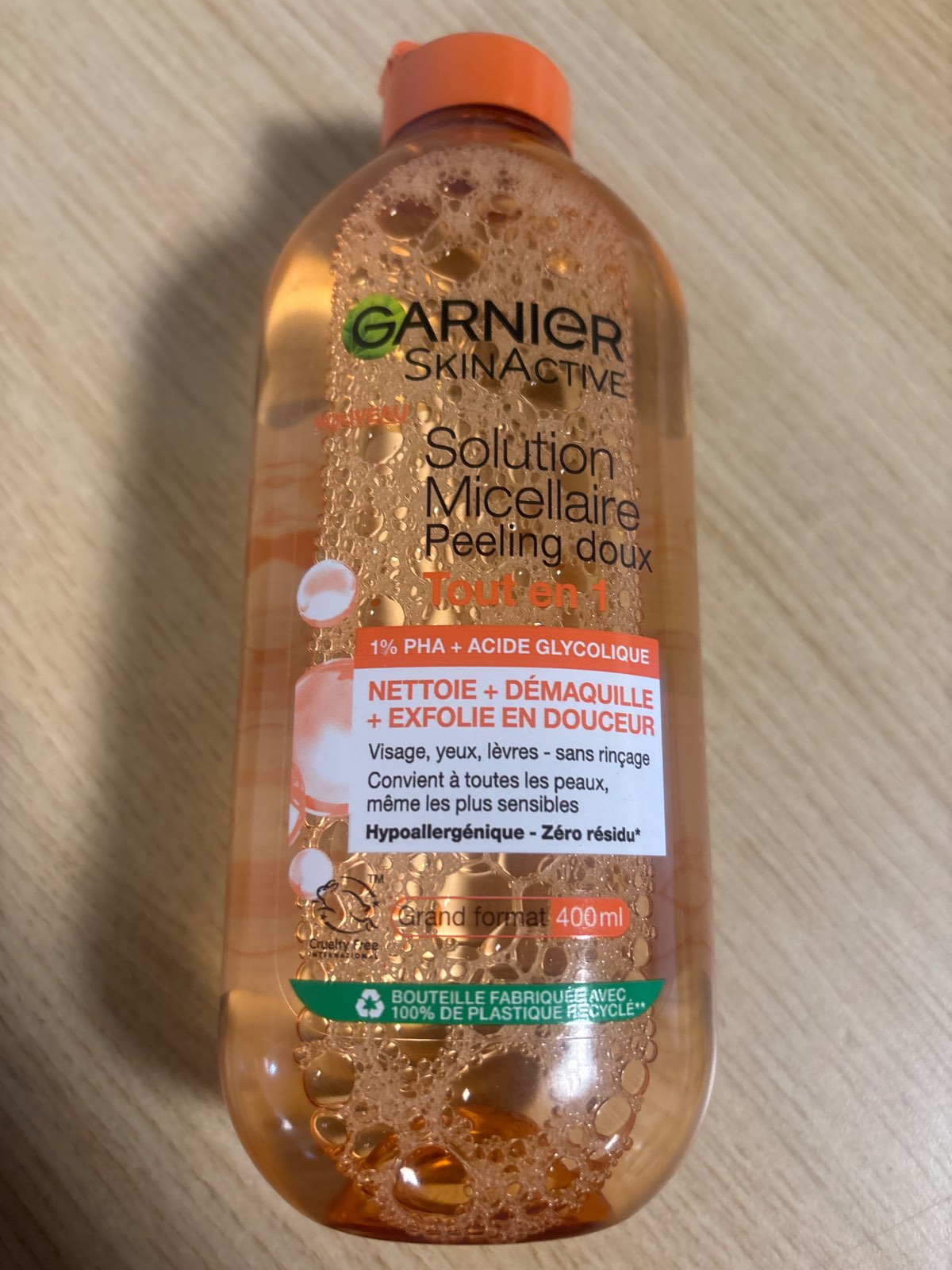 318964 - GARNIER UJË MICELAR GJITHË-NË-1, PEELING I BUTË - 1% PHA DHE ACID GLIKOLIK - EKSPOLIUESS DHE ZBUTËS - 400 ML