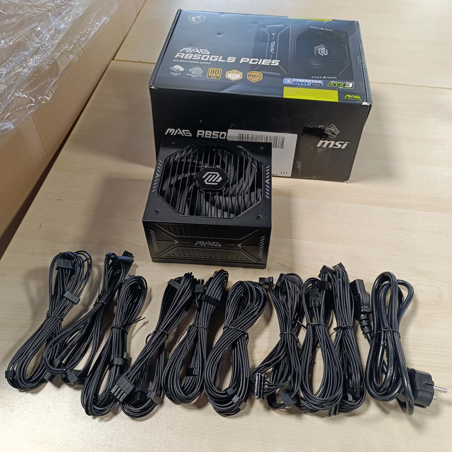 267623 - MSI MAG A850GLS – Furnizim me energji kompakte për lojëra, 850W, plotësisht modular, gati për ATX 3.1 dhe PCIe 5.1