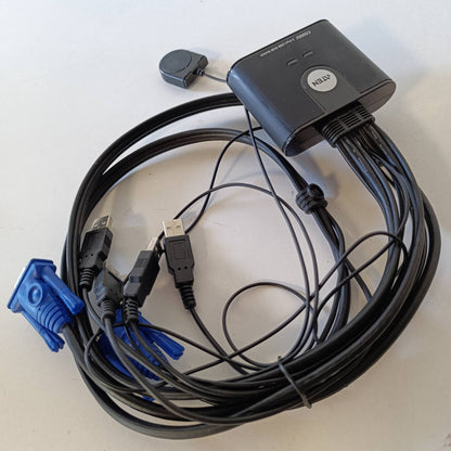 273728 - ATEN Ndërprerës KVM CS22U (2 porta, USB 2.0) i zi