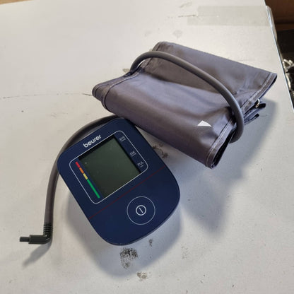316771 - BEURER Monitor tensioni i gjakut BM 25 për krahun e sipërm, matje e saktë, zbulim i aritmisë, port USB-C, manshetë, transferim të dhënash në Apple Health, blu
