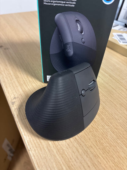 267877 - LOGITECH MAUS Lift Vertikal Ergonomik, Pa Tel, Marrës Bluetooth ose Logi Bolt USB, Klikime të Qeta, 4 Butona, I Pajtueshëm me Windows/macOS/iPadOS, Laptop, PC - Gri