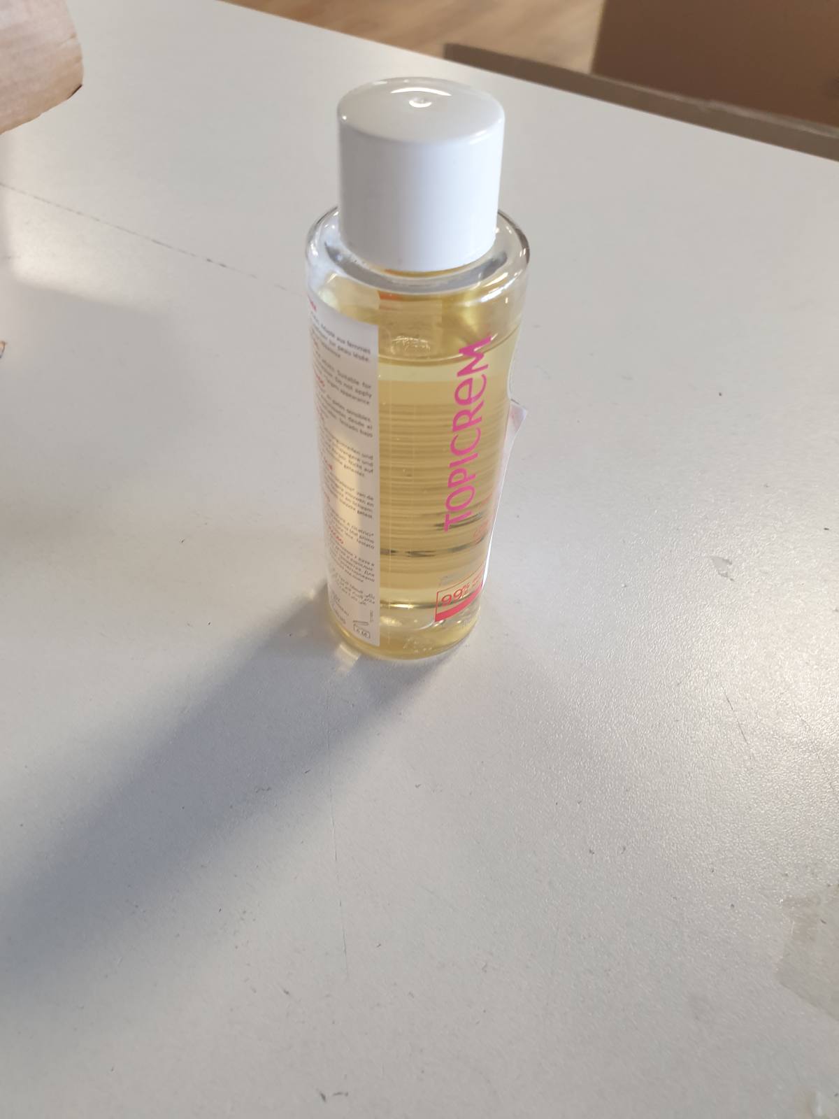 317492 - TOPICREM CICA+ Vaj i Koncentruar për Shenjat e Strijeve dhe Plagëve, 100ml, Qetëson dhe Hidraton 24 orë, për Lëkurë të Ndjeshme