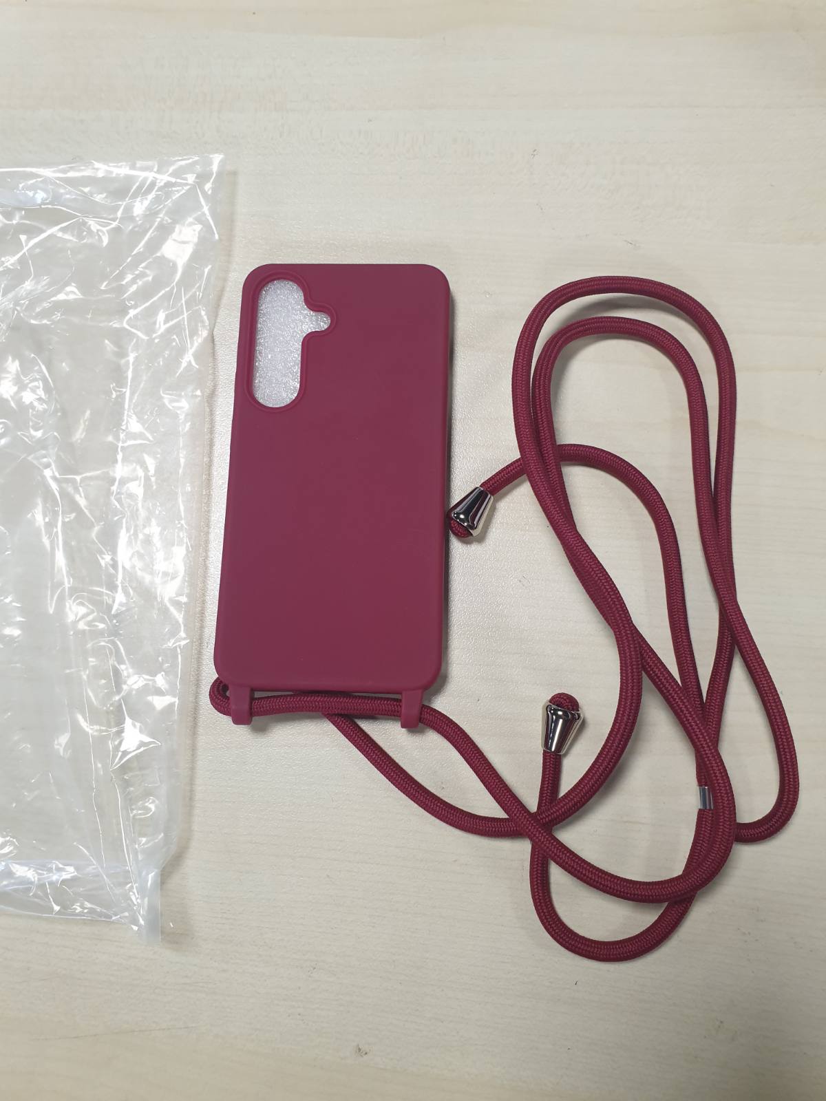 277227 - MYGADGET Mbështjellëse për Samsung Galaxy S25 - Mbulesë silikoni mat me rrip qafe, Mbrojtje nga goditjet, burgundy