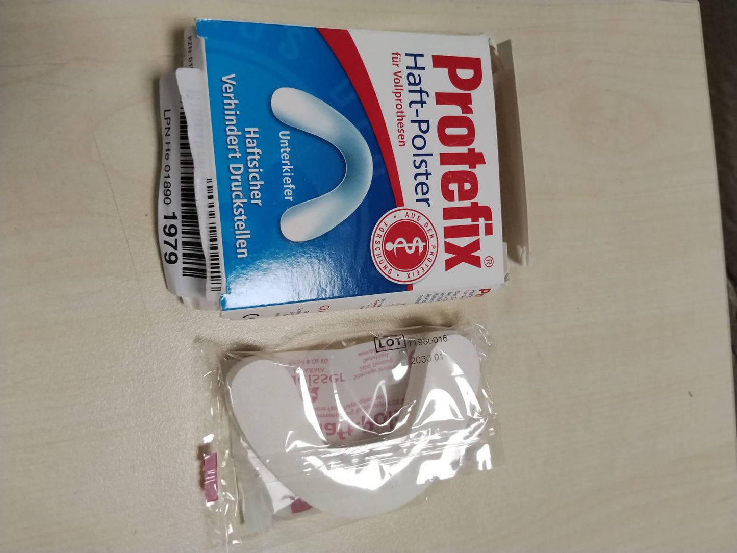 319053 - Protefix - Jastëkë ngjitës për proteza të plota - 30 jastëkë - Mbrojtje efektive kundër plagëve nga presioni dhe inflamacionit - Nofulla e poshtme
