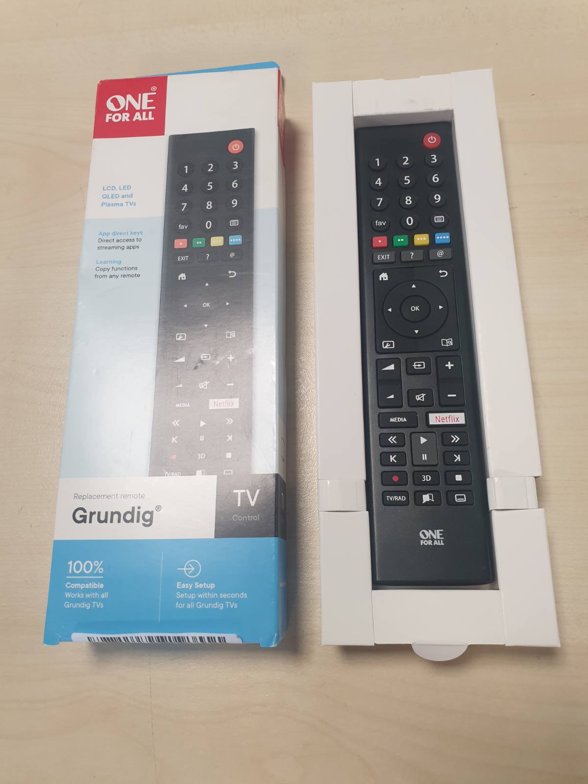 268778 - GRUNDIG TELEKOMANDË PËR TV, URC1915, FUNKSIONON ME TË GJITHA TV-TË/TV-TË SMART, E ZEZË