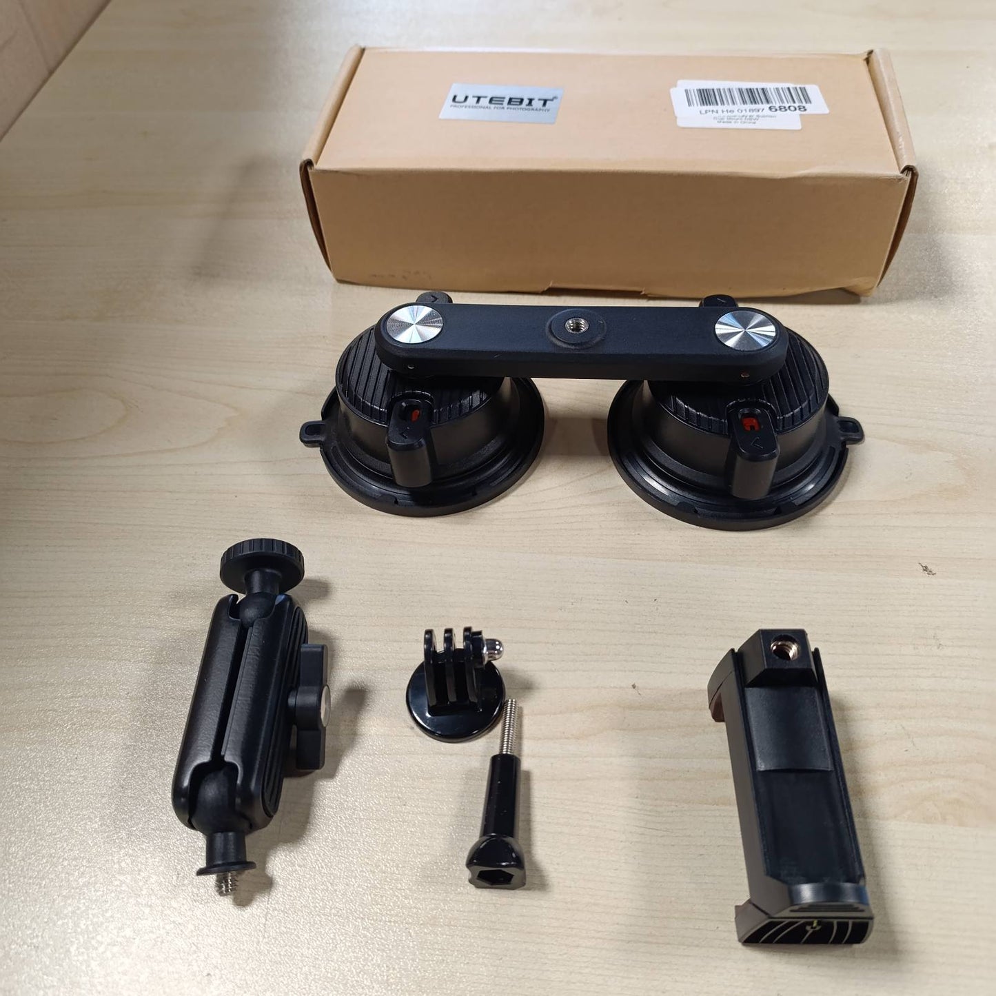 273927 - UTEBIT Montim për Kamerën GoPro me Filxhan Thithës, Kapacitet Ngarkese 10 kg, Kokë Sferike 360°, Pllakë Lirimi të Shpejtë