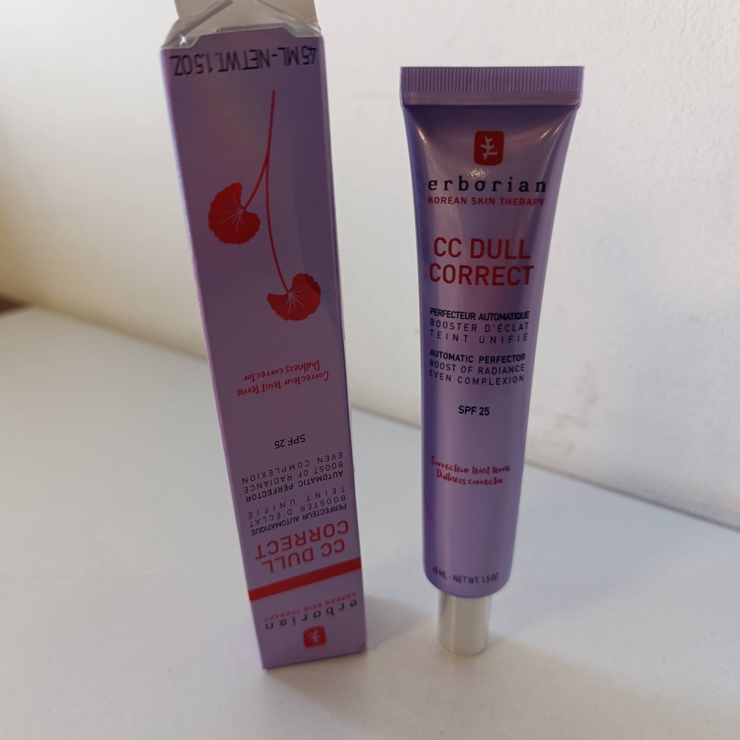 316280 - ERBORIAN CC Dull Correct (Krem Dite Balancues për Lëkurë të Pakëndshme, 45 ml, me Centella Asiatica)