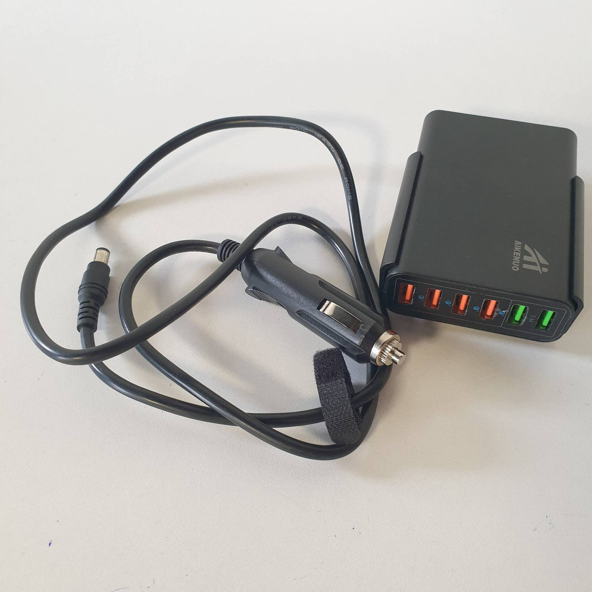 308876 - Karikues për Makinë USB me Shumë Porta, Adaptues i Shpejtë QC3.0 96W me 6 Porta, me Katër Porta Karikimi të Shpejtë 3.0, Çakmak Cigaresh 12V-24V