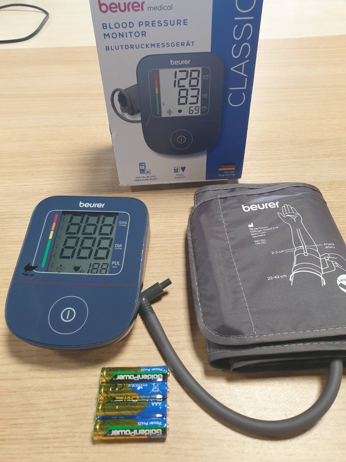 316760 - BEURER Monitor tensioni i gjakut BM 25, për krahun e sipërm, funksionim me një buton, matje e saktë, zbulim i aritmisë, port USB-C, manshetë, transferim të dhënash