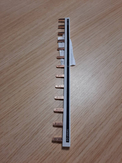 319126 - ZENITECH Shirita Universal 13 Module, Çelik, për Ndërprerës Qarku, Instalim i Shpejtë, CE, E Zezë/E Bardhë