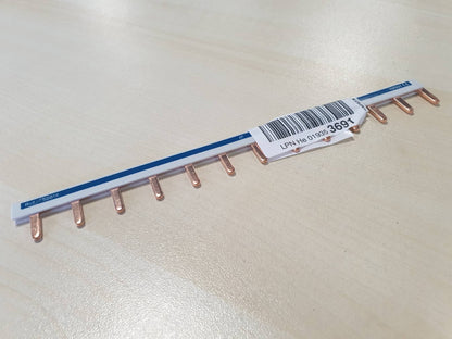 319127 - ZENITECH Shirita Universal 13 Module, Çelik, për Ndërprerës Qarku, Instalim i Shpejtë, CE, E Zezë/E Bardhë