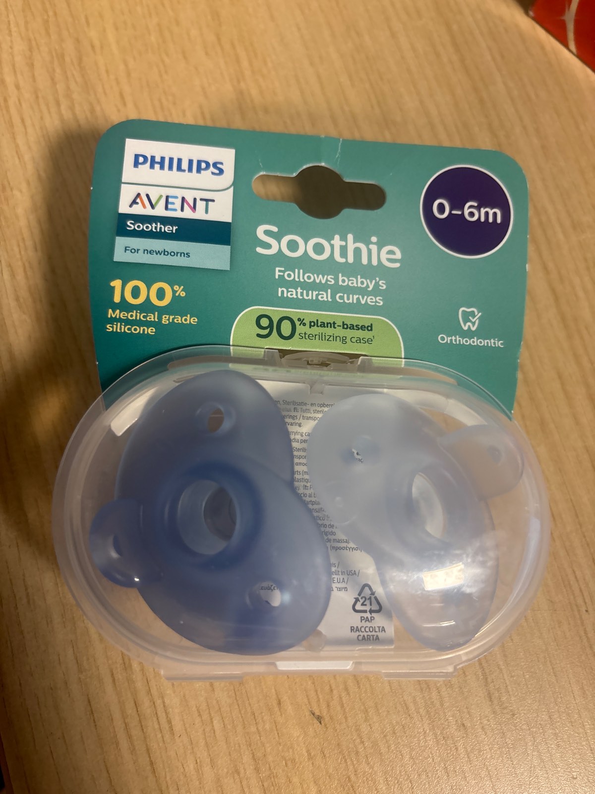 318551 - PHILIPS AVENT - Biberon Soothie, Ortodontik për të Porsalindur, 0-6 Muaj, dizajn me një copë, thithë silikoni fleksibël, Pa BPA, Pako me 2 copë, Blu, SCF099/26