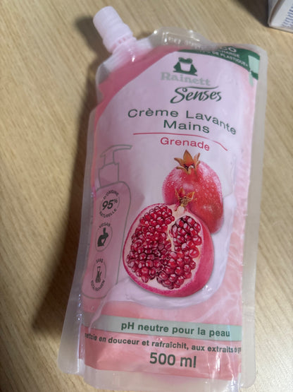 319213 - RAINETT SENSES - Sapun për duar me shegë, 500ml, 95% përbërës me origjinë natyrale, për të gjitha llojet e lëkurës, mbushje ekologjike