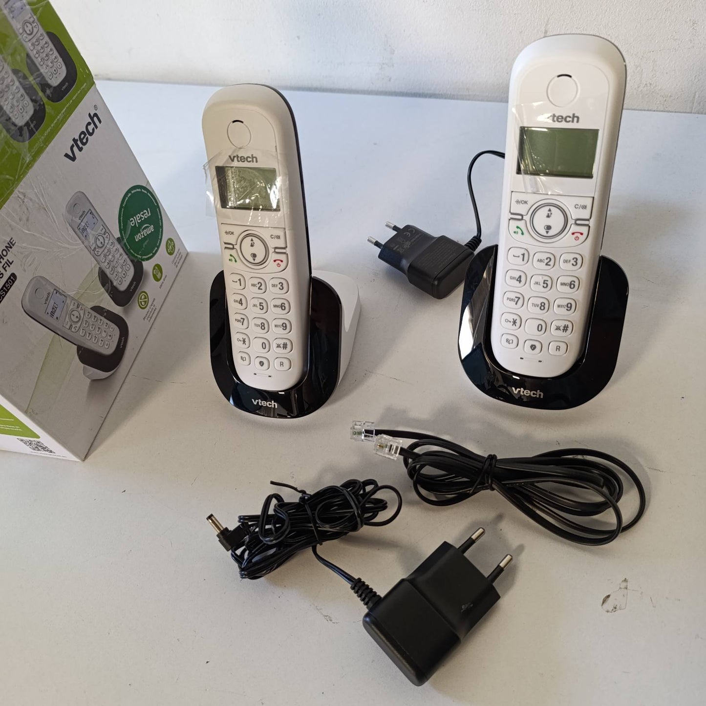 273341 - TELEFON PA TEL VTECH CS1501 DECT ME DY APARATE, BLLOKIM THIRRJE, IDENTIFIKIM THIRRJE, ALTOPARLANT PA DUAR, EKRAN ME NDRIÇIM NGA PRAPA