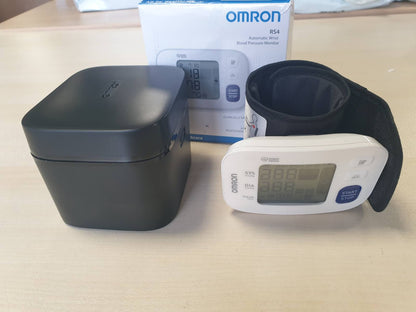 315910 - OMRON Monitor automatik i tensionit të gjakut RS4, fitues i testit Stiftung Warentest 11/2023, i validuar klinikisht, me memorie