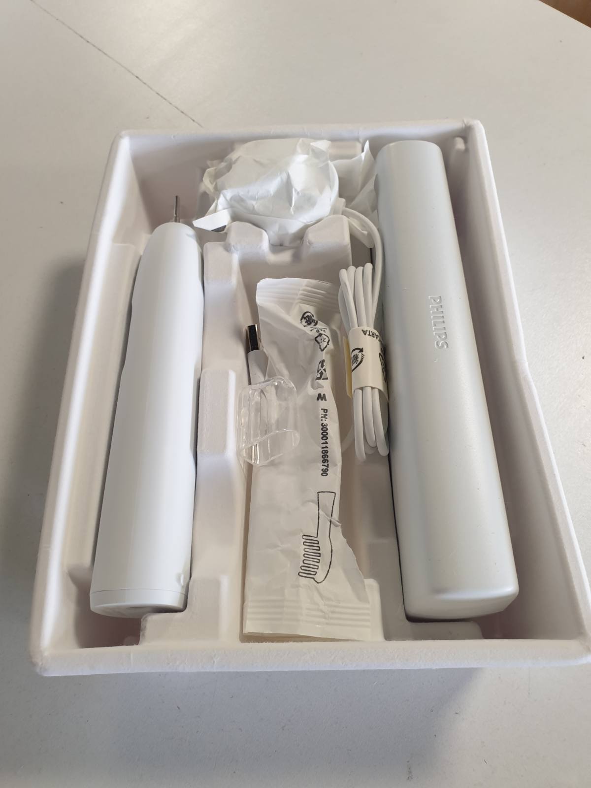 315316 - urçë dhëmbësh elektrike Sonicare 5500, Modeli HX7110/02, 2 Mënyra Pastrimi, Kontroll Presioni, e Bardhë