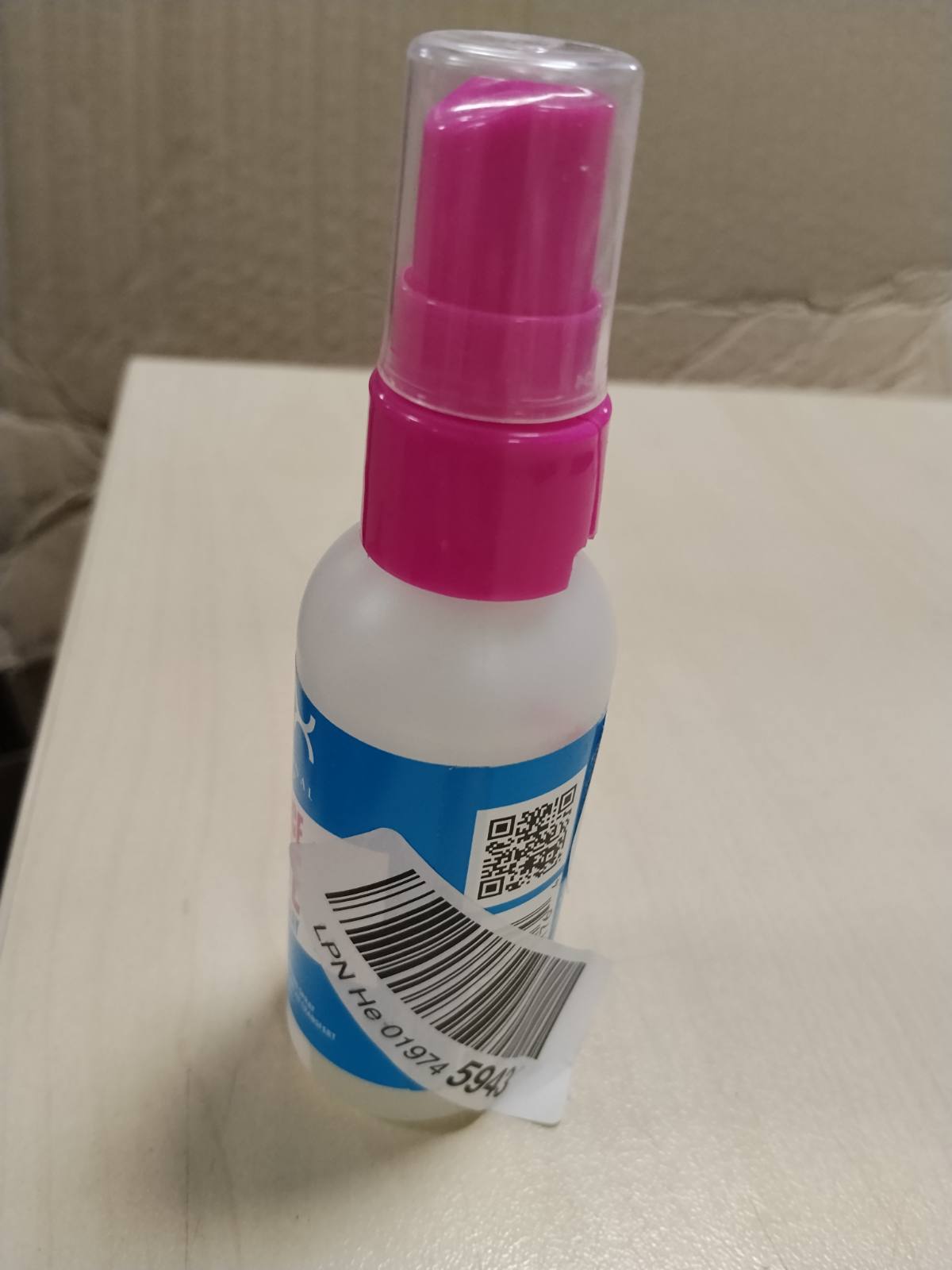 318549 - NYX PROFESSIONAL MAKEUP - Sprej fiksues për makijazh, 60 ml, rezistent ndaj transferimit dhe i papërshkueshëm nga uji, qëndrueshmëri 24 orë, formulë vegane