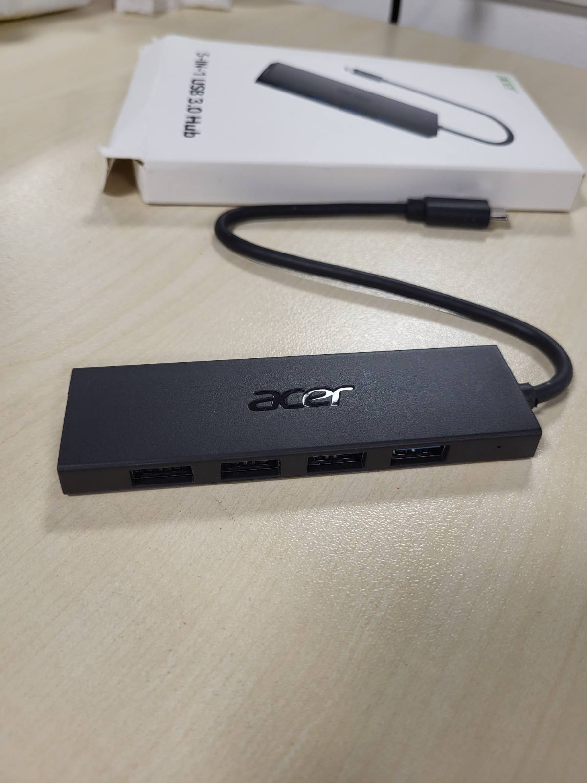 269045 - ACER - Hub USB C me 4 Porta USB 3.0, Zgjerues për iPhone 15 Plus ProMax, 21 cm