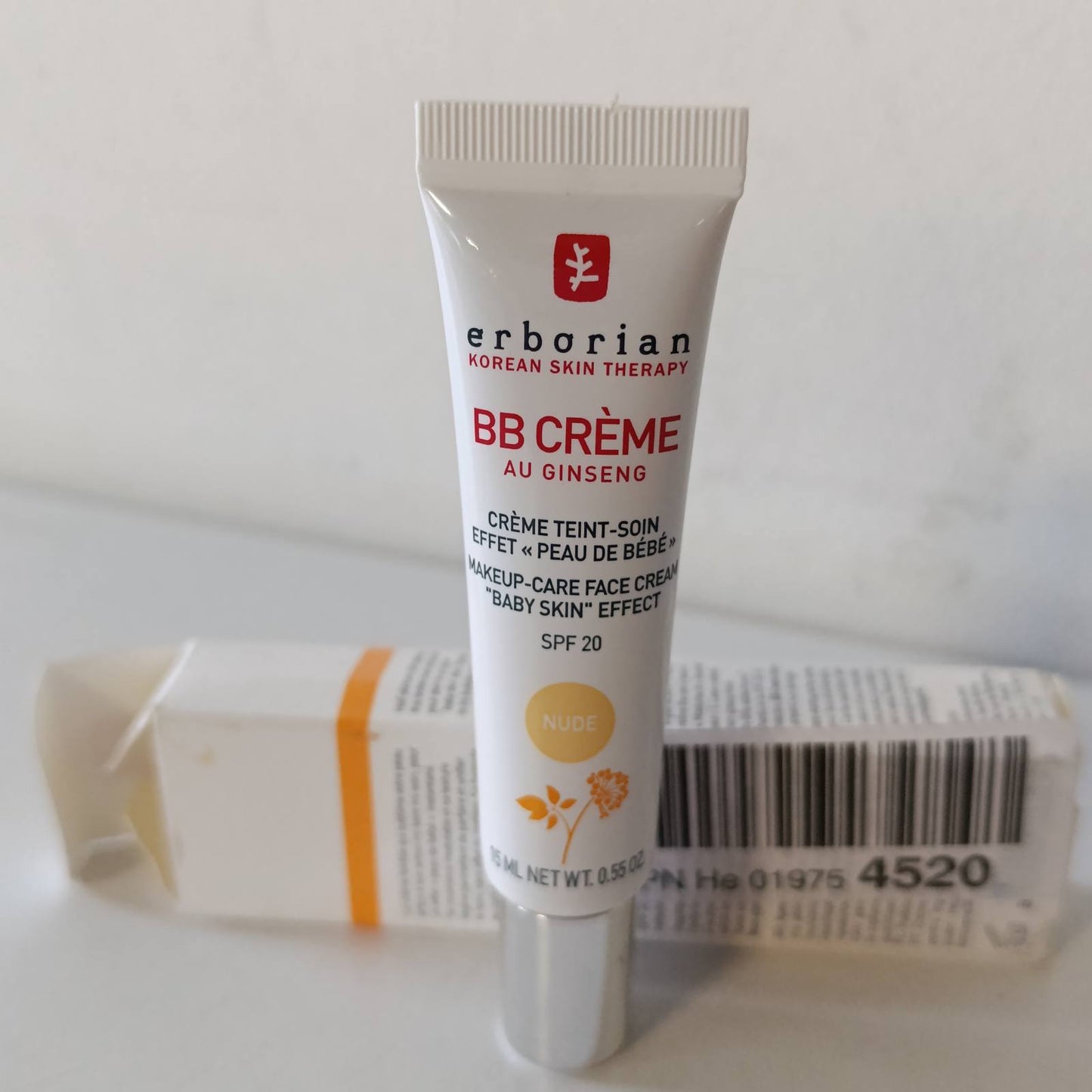 317032 - ERBORIAN Krem BB me Xhensen, Krem me Ngjyrë, Kujdes Korean për Fytyrën 5-në-1 me SPF 20, Ngjyrë Nude, 15 ml