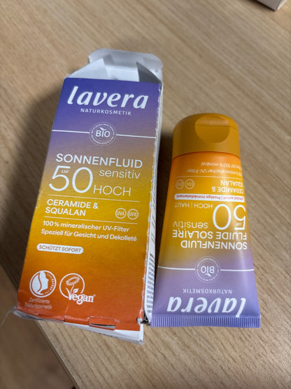 317875 - LAVERA - Krem dielli Sensitive SPF 50 - 40 ml - Pa filtra kimikë UV - Vegan