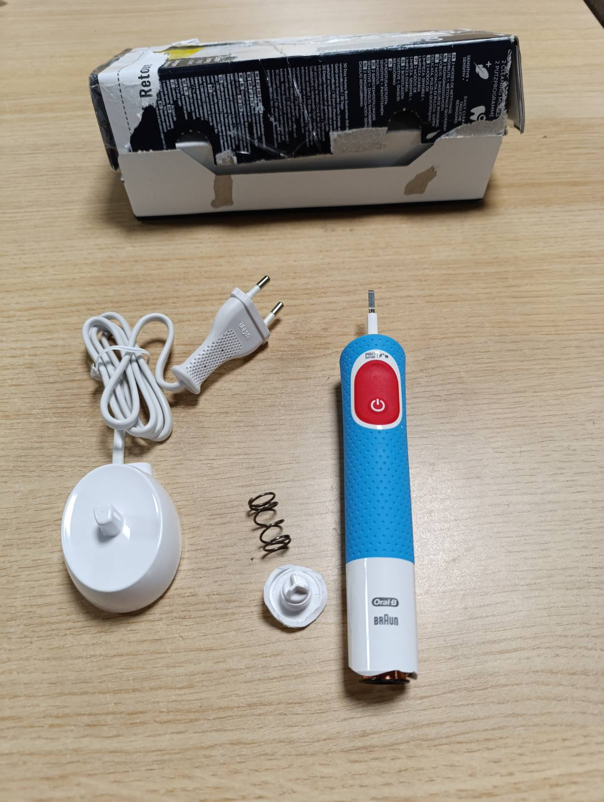 316669 - FURÇË DHËMBËSH ELEKTRIKE Oral-B Pro Kids Spiderman, për fëmijë 3 vjeç e lart, 1 kokë furçe, blu/e kuqe