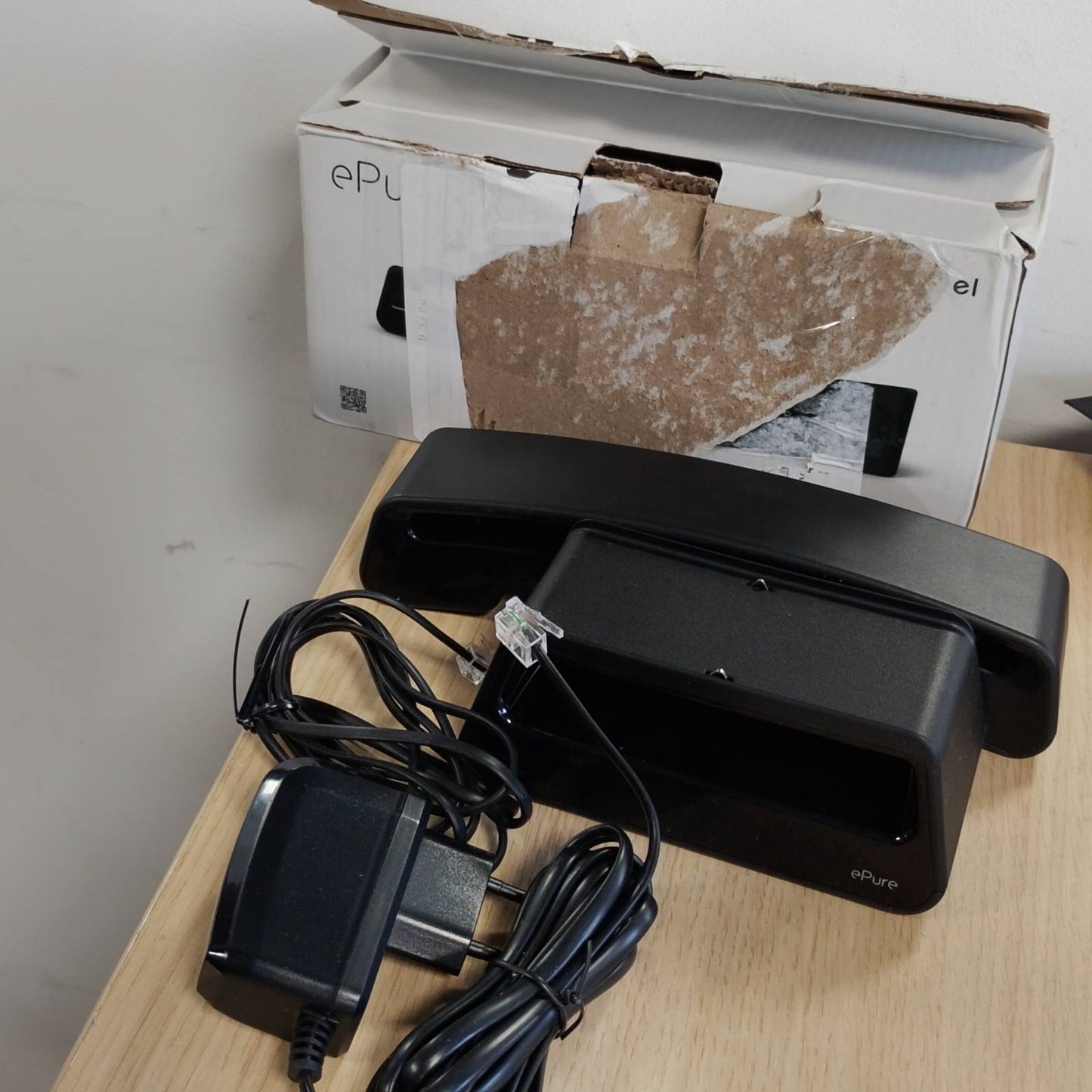 319910 - ALCATEL Epure Iconic - Telefon shtëpiak pa tel DECT, dizajn klasik, ekran grafik i madh, pa duar, funksion bllokimi thirrjesh, i zi