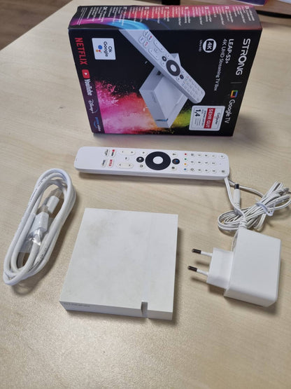 319534 - STRONG - Streaming Box Android TV 4K UHD - Leap-S3+ - Chromecast Built-in - Vocal Assistant Google - Dolby Atmos - E bardhë