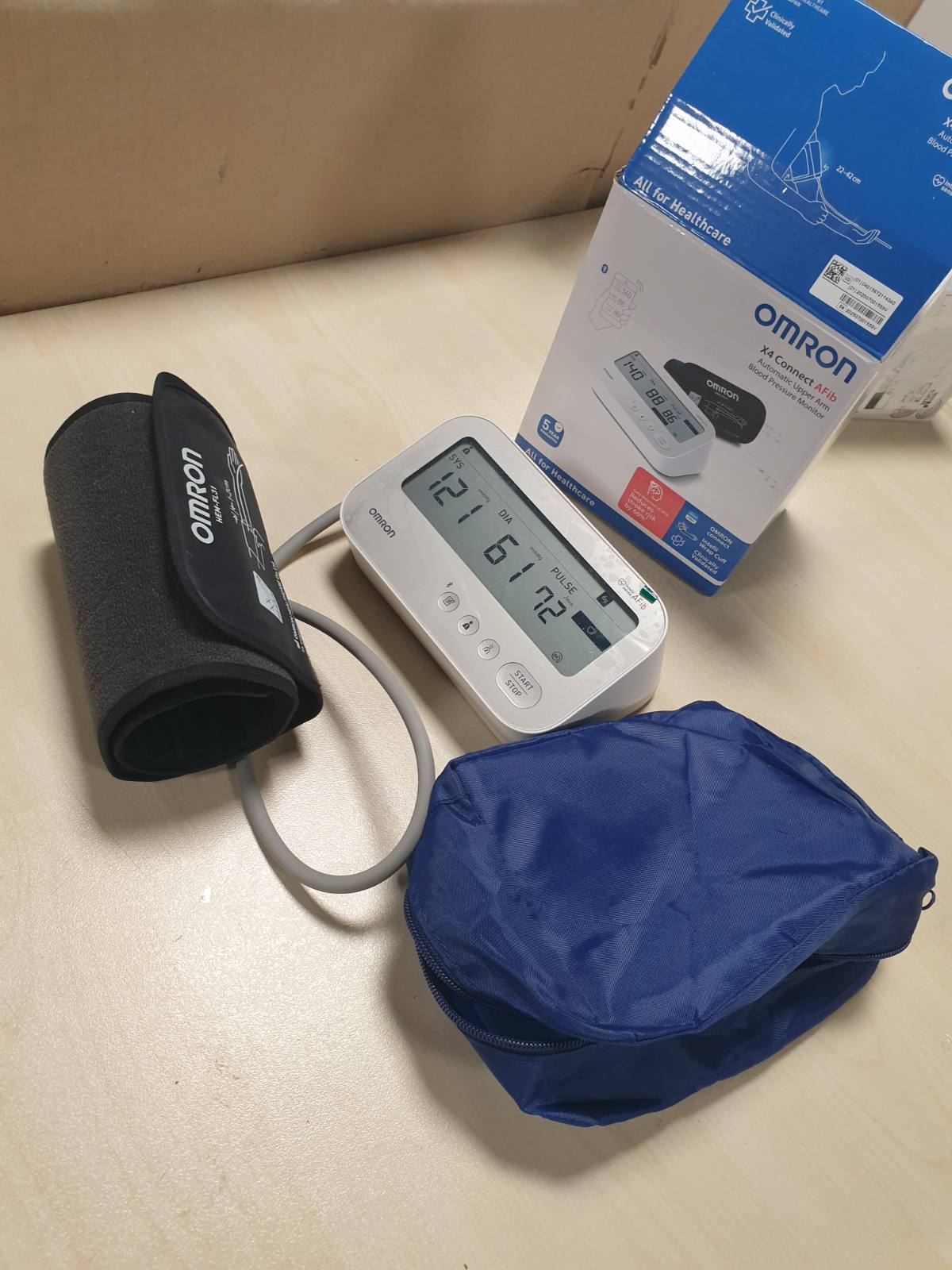 274939 - OMRON X4 Connect AFib, Monitor automatik i tensionit të gjakut me aplikacion dhe Bluetooth, për krahun e sipërm, zbulim fibrilacioni atrial (AFib), 22-42 cm