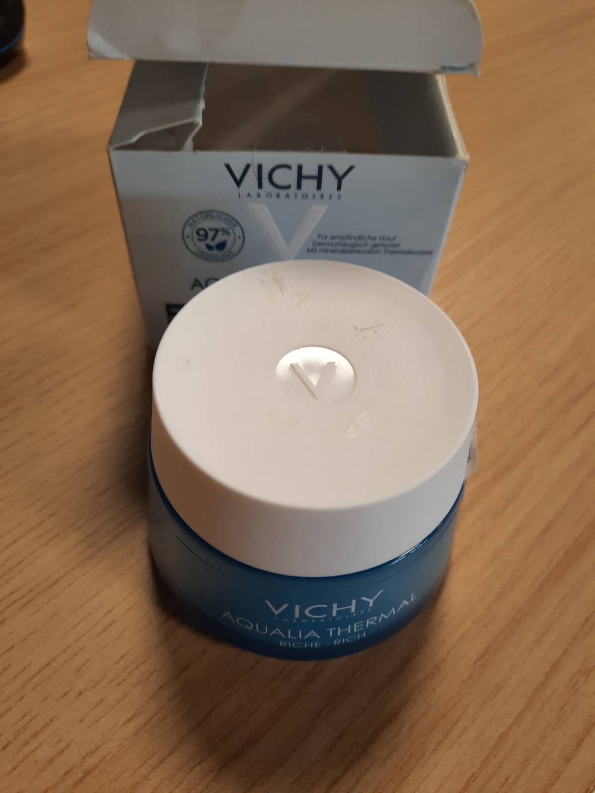 316681 - VICHY Krem hidratues Aqualia Thermal, 50 ml, për lëkurë normale deri të thatë, me acid hialuronik dhe ujë termal