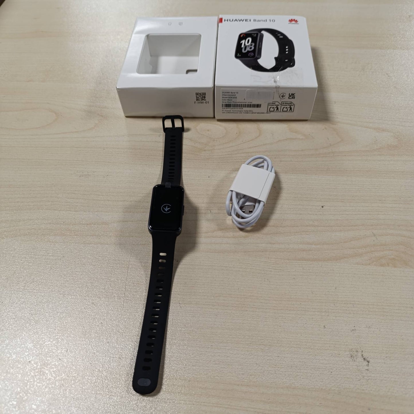273064 - HUAWEI Band 10, Ora Inteligjente, Monitorim Fitnesi me AI, Analizë Gjumit, Jetëgjatësi Baterie deri në 14 Ditë, për iOS dhe Android, Ngjyrë e Zezë