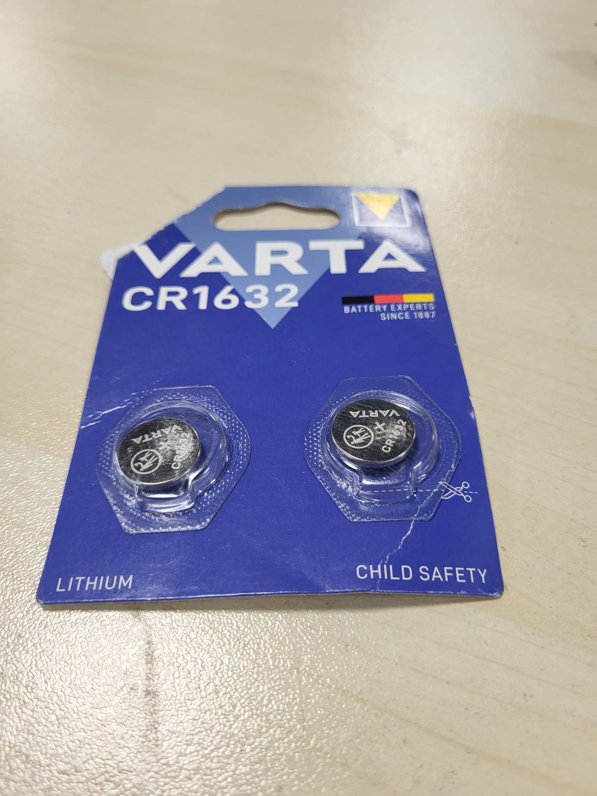 274674 - VARTA Bateri CR1632 me qeliza butonash, 2 copë, qeliza litiumi në formë monedhe, 3V, paketim rezistent ndaj fëmijëve, për pajisje të vogla elektronike - çelësa makine, telekomanda, peshore