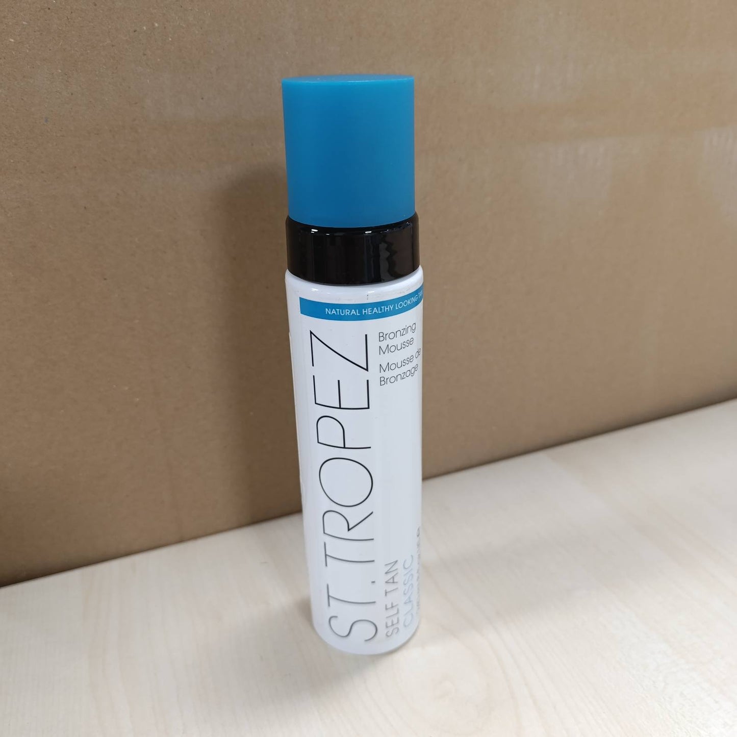 317114 - St.TROPEZ Shkumë klasike bronzuese për vetënxirje, pako me 1 copë (1 x 240 ml)
