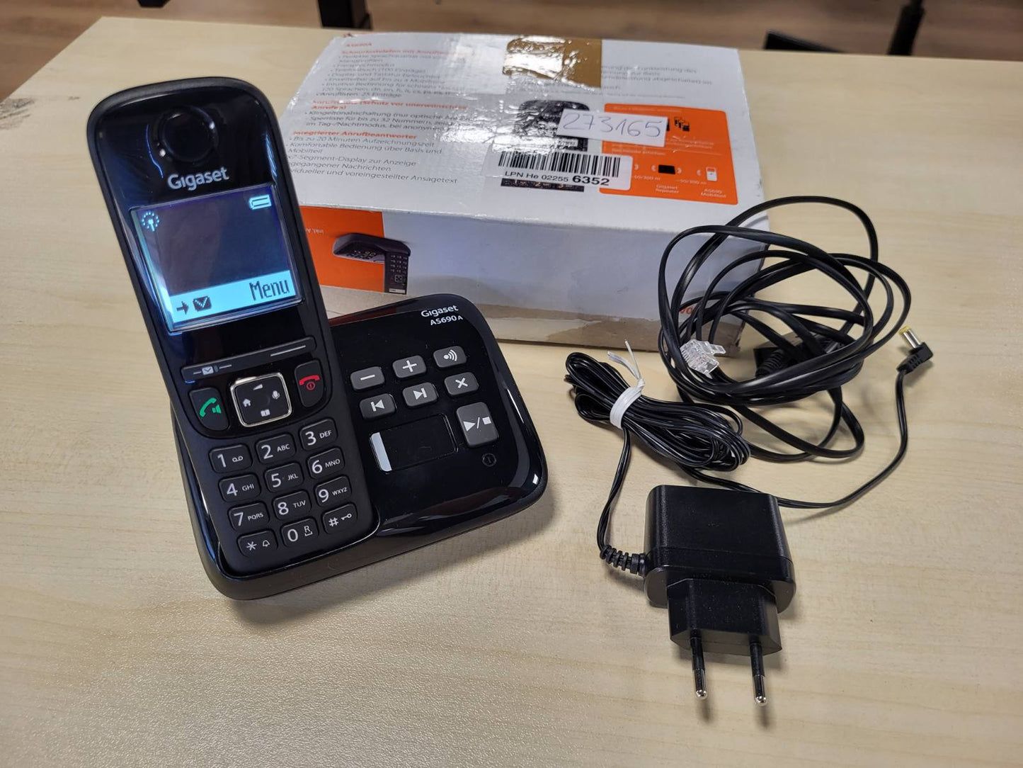 273165 - GIGASET AS690A - Telefon DECT pa tel me sekretari - ekran i madh me kontrast të lartë - profile tingulli të rregullueshme - funksion pa duar - mbrojtje nga thirrjet, i zi [versioni gjerman]