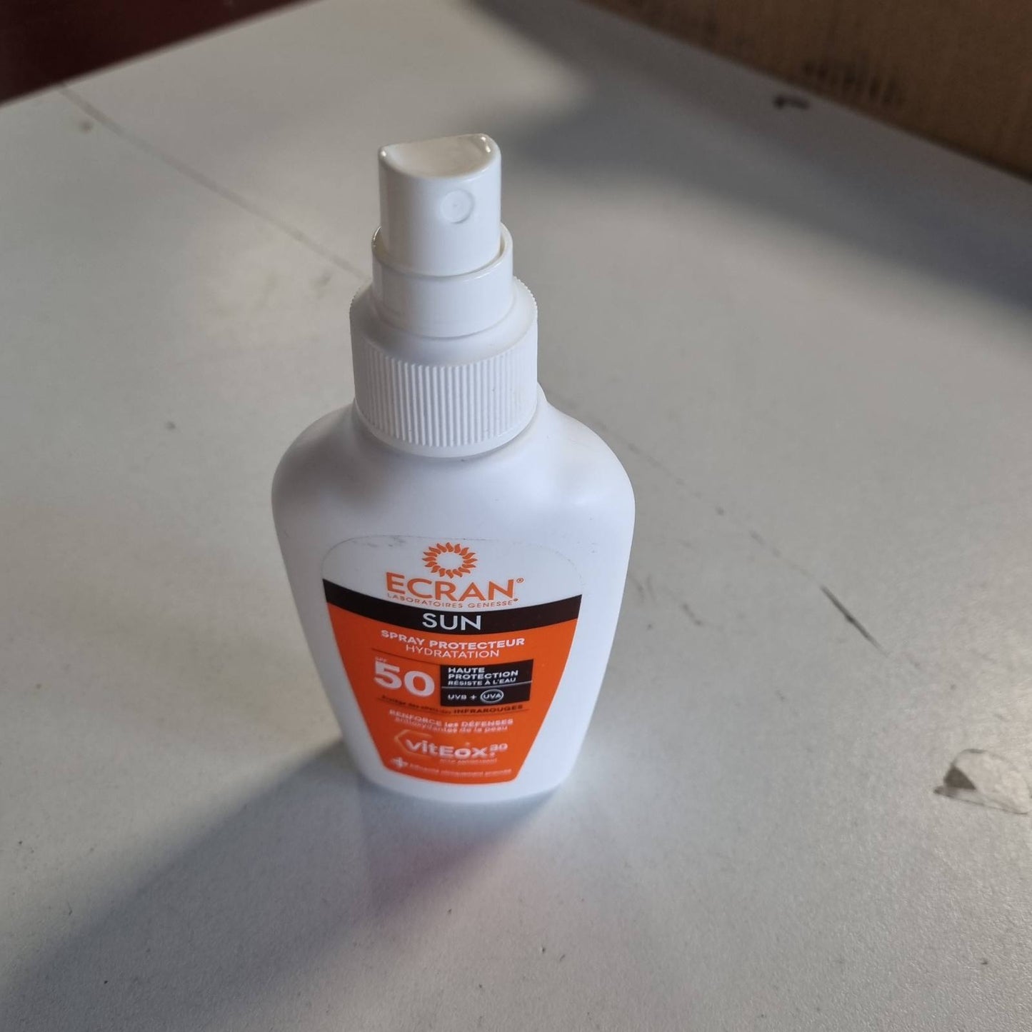 318815 - ECRAN® Sprej Hidratues Mbrojtës, SPF 50, Madhësi udhëtimi, Teknologjia vitEox80, Vitamina E