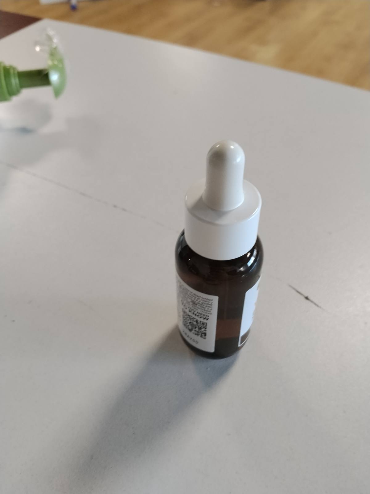 318214 - GARNIER Krem për sytë me vitaminë C për shkëlqim