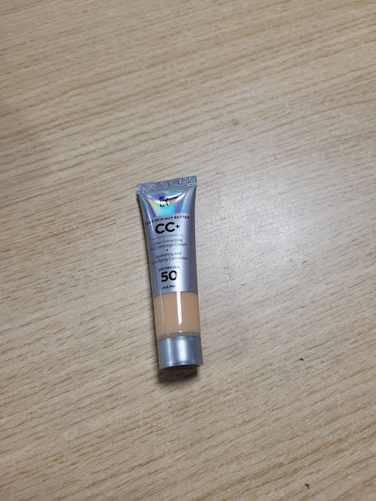 317284 - IT COSMETICS - Krem Korrektues CC SPF50+ - Nuancë e Çelët dhe e Mesme, 12ml