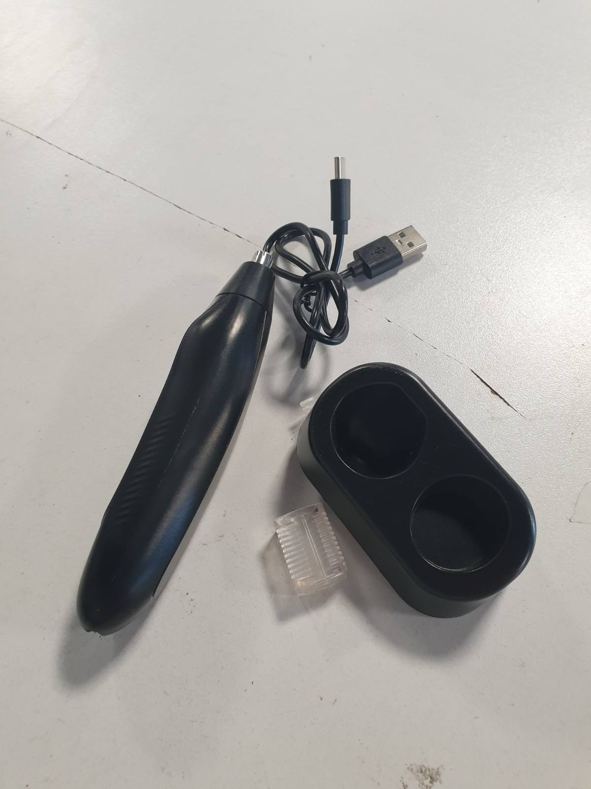 275607 - COZARY - Prerës hunde dhe veshësh 2-në-1 - i rikarikueshëm me USB - jetëgjatësi baterie 80-minutëshe - kompakt, pa dhimbje për rruajtjen e veshëve, mjekrës dhe vetullave