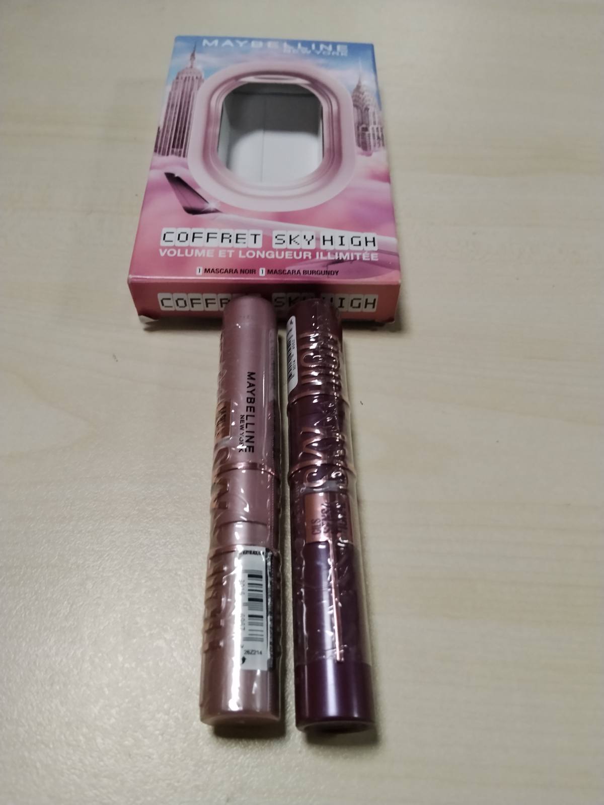 317357 - MAYBELLINE NEW-YORK - Coffret 2 Mascara Volume & Longueur - Sky High - Teinte: Shumë e zezë dhe e errët - 7,2 ml