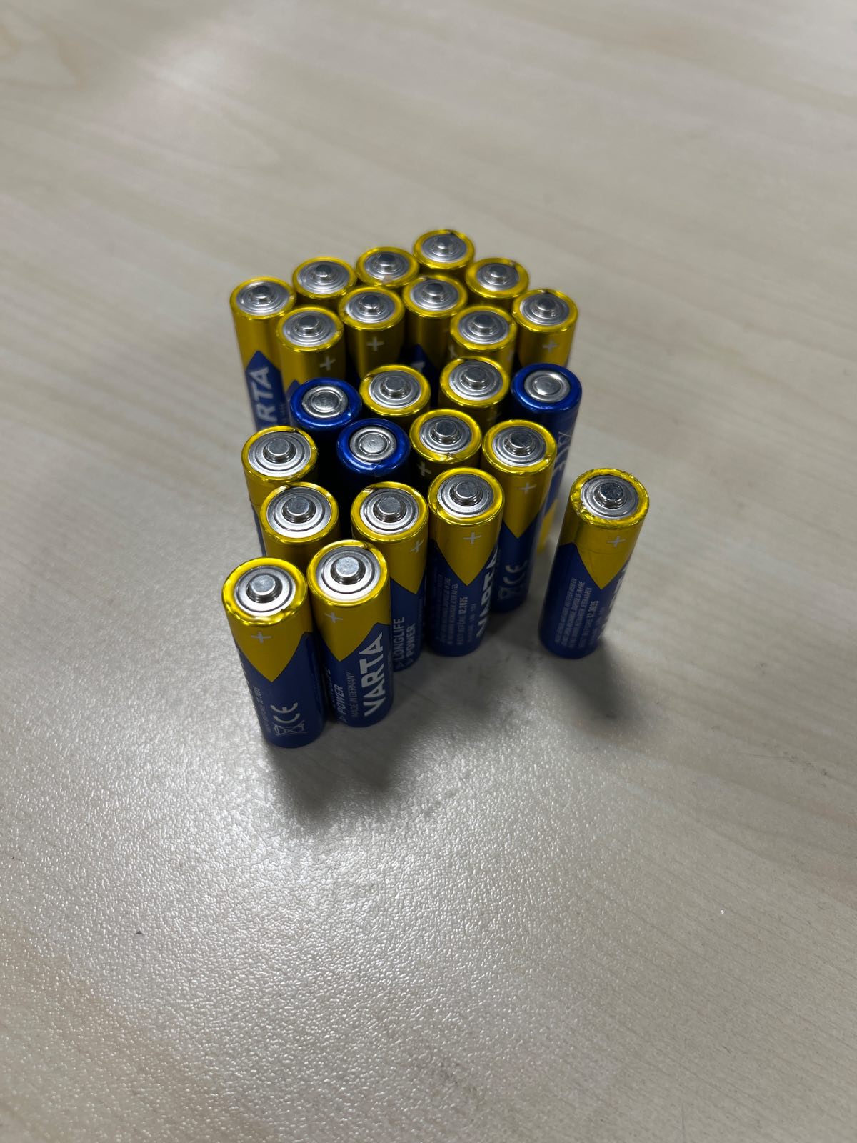 274216 - VARTA Bateri AA, 24 copë, Longlife Power, Bateri alkaline Mignon LR6, 1.5 V, prodhuar në Gjermani