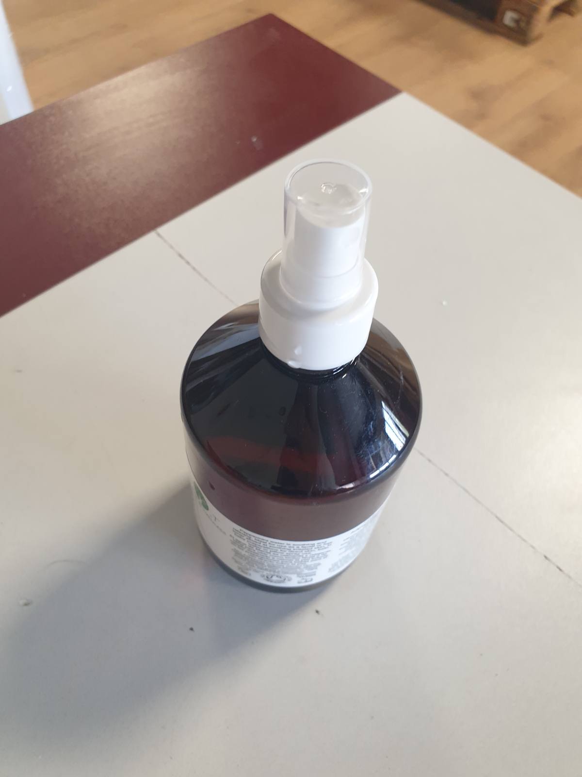 275573 - UJË MENTEJE 500ml Tonik flokësh për rritjen e flokëve, kundër zbokthit dhe rënies së tyre, tonik pastrues për fytyrën për lëkurë të yndyrshme