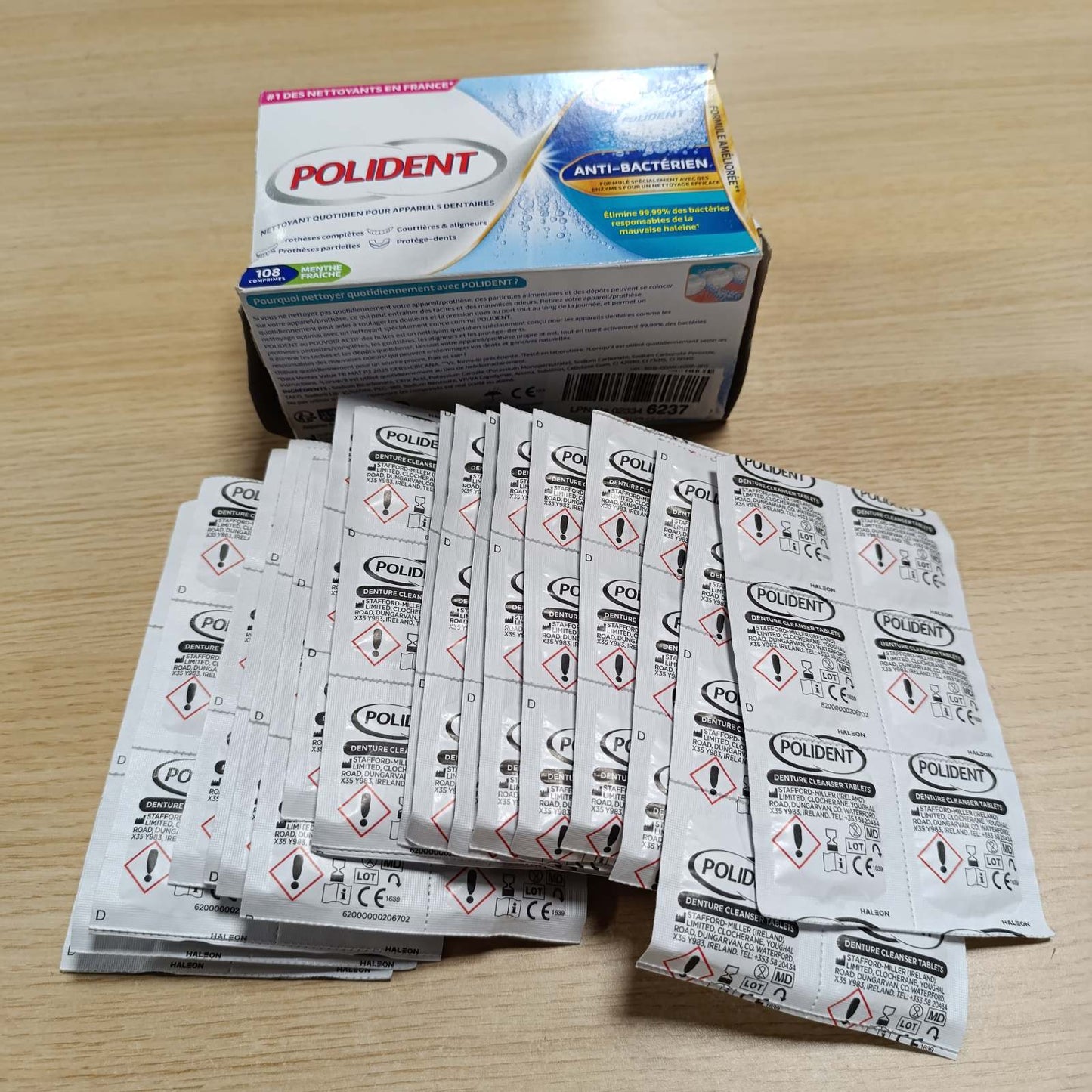 322075 - POLIDENT Pastrues Antibakterial për Proteza të Plota ose të Pjesëshme - 108 Tableta