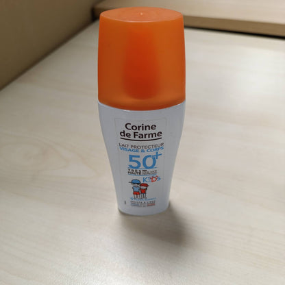318149 - CORINE DE FARME Qumësht Mbrojtës SPF50+ KIDS, 150 ml, Mbrojtje e Lartë nga Dielli për Fytyrën dhe Trupin, për Lëkurën Delikate të Fëmijëve, Monoi Tahitian, Hipoalergjik