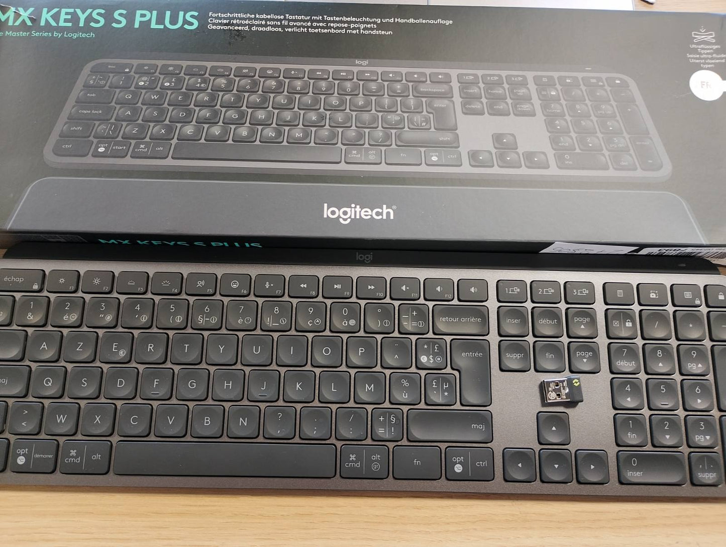 272805 - LOGITECH Tastierë pa tel e rikarikueshme MX Keys S Plus, 1.1 kg, Bluetooth, Windows PC/Linux/Chrome/Mac, AZERTY, ngjyrë grafit