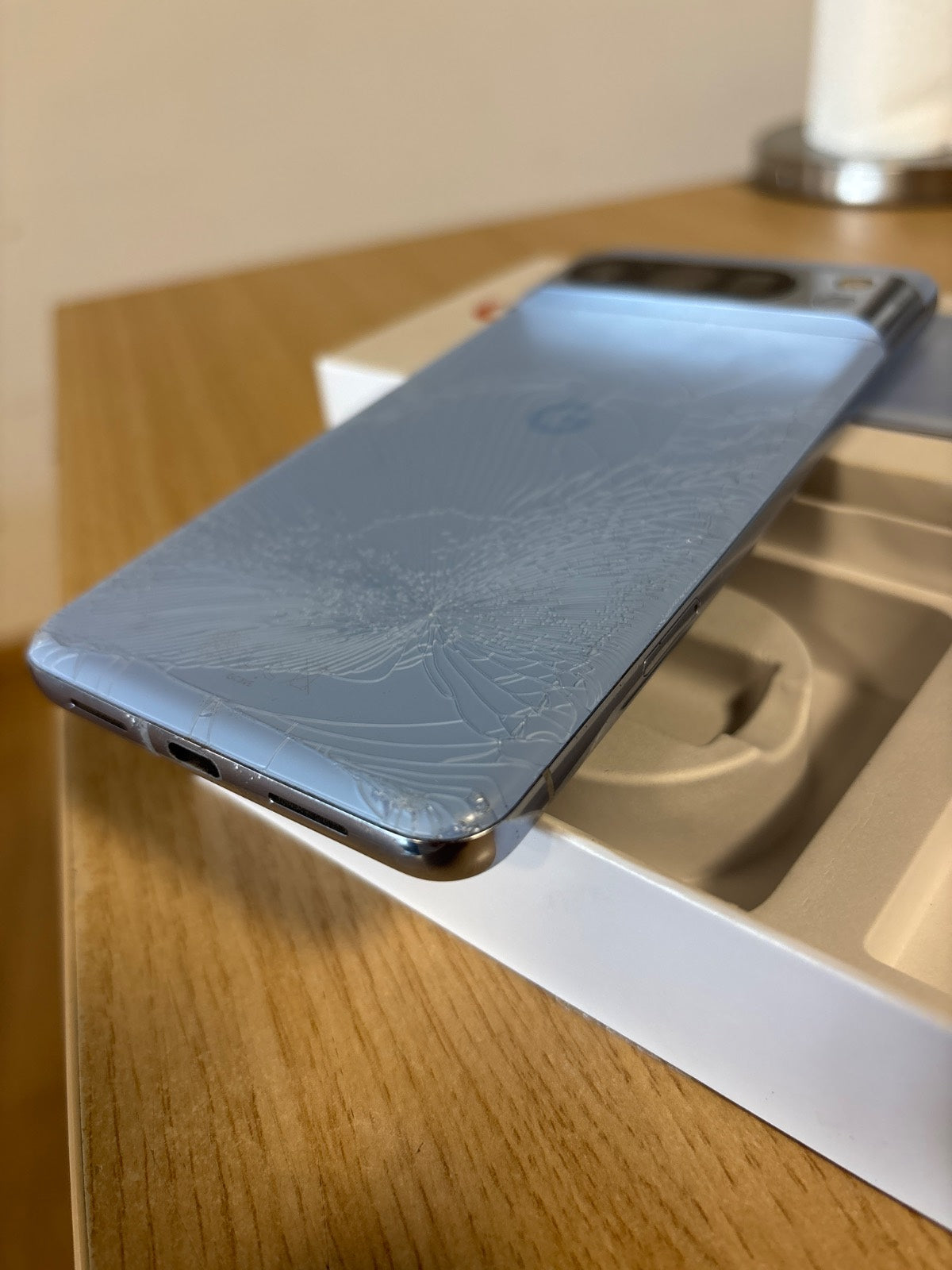 319260 - GOOGLE Pixel 8 Pro, Smartphone Android, i Zhbllokuar, Lente Telefoto, Jetëgjatësi Baterie e Gjatë, Ekran Super Actua, Ngjyrë Hapësirë, 256GB