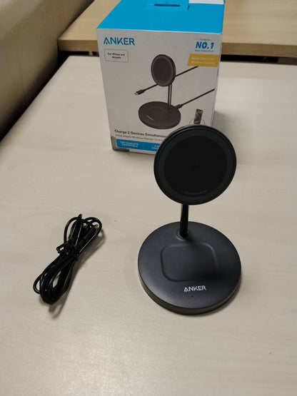 295200 - ANKER Karikues MagGo 15W i pajtueshëm me MagSafe, Stacion karikimi induktiv 2-në-1, Karikues pa tel Qi2 për iPhone 17/16/15/14/13/12, AirPods Pro, me kabllo USB-C 1.5m, pa adaptor energjie